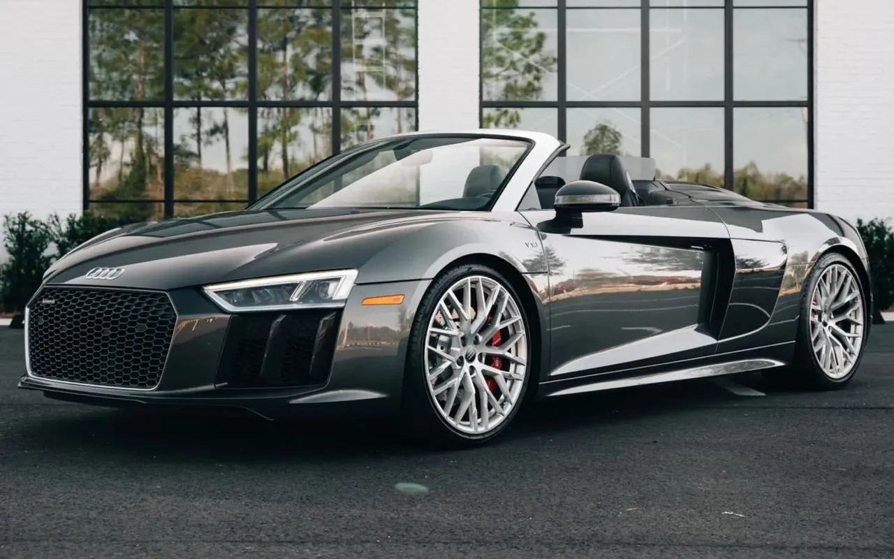 Audi R8 Spyder 2017, car rental Tinos
